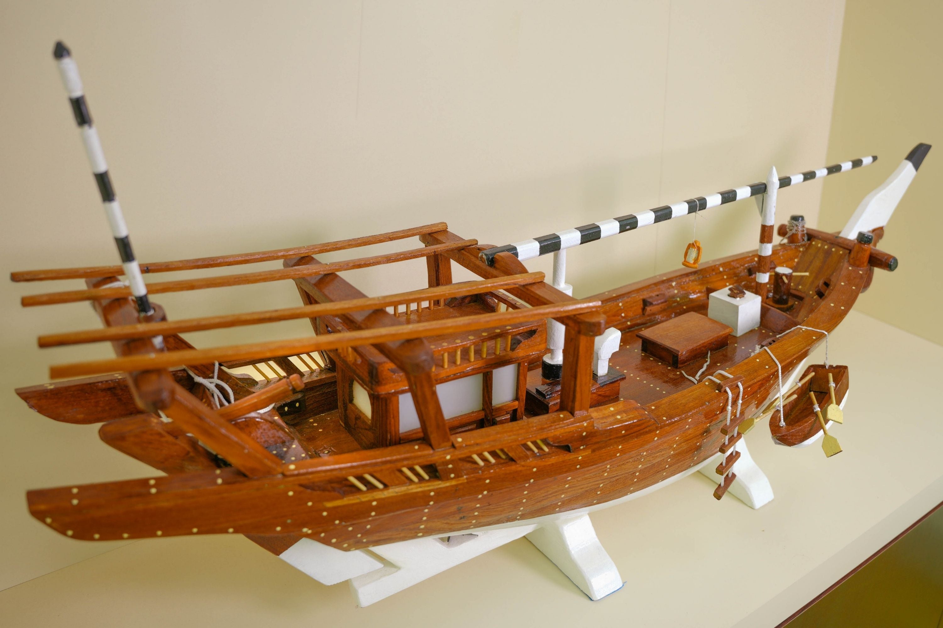 مجسم لنج سماج تراثي 115 سم من الساج البورمي – سماج الطواش
